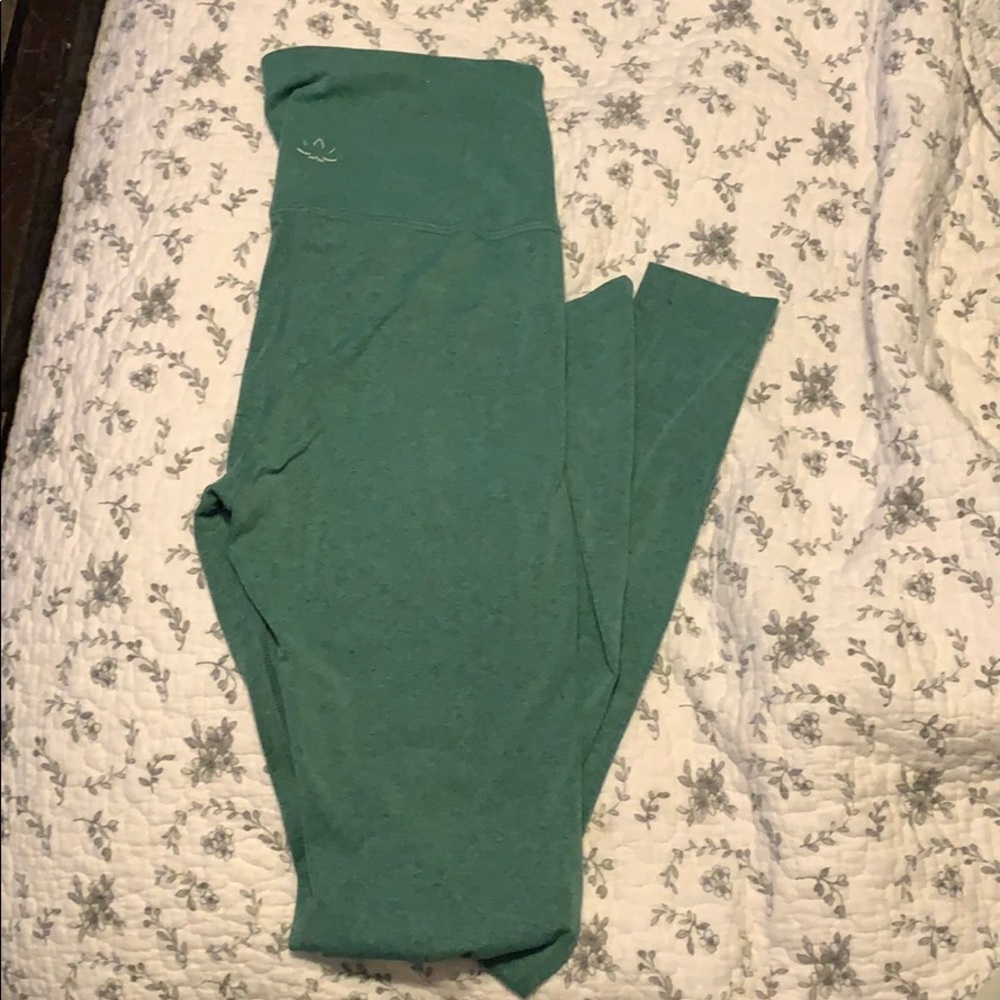 Beyond Yoga Plush leggings-basically Brand New